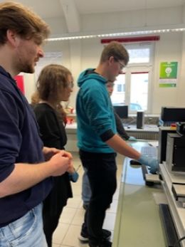 HFU-Praktikum_5.jpeg